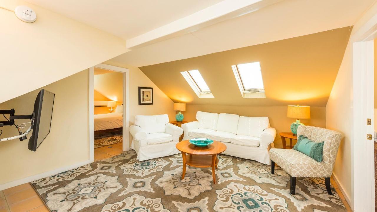 L'habitation Guesthouse- Adult Exclusive Frühstückspension